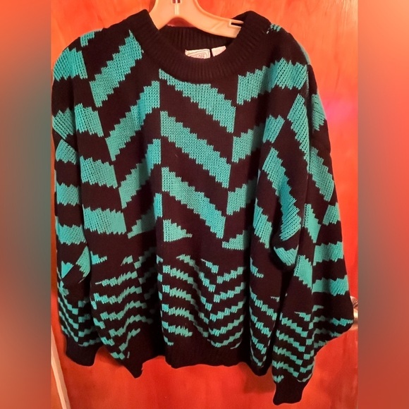 Sweaters - Black and Green Chevron Sweater geometric vintage by shades xl